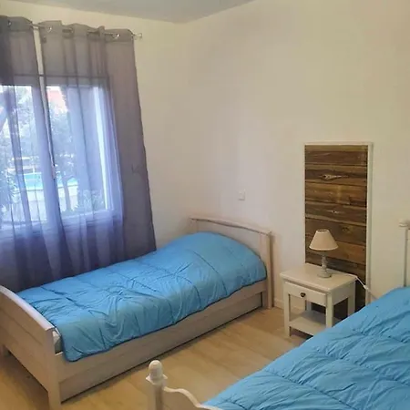 Casa de Férias Maison De 7 Chambres Avec Piscine Privee Jardin Clos Et Wifi A Eulalie En Born Sainte-Eulalie-en-Born
