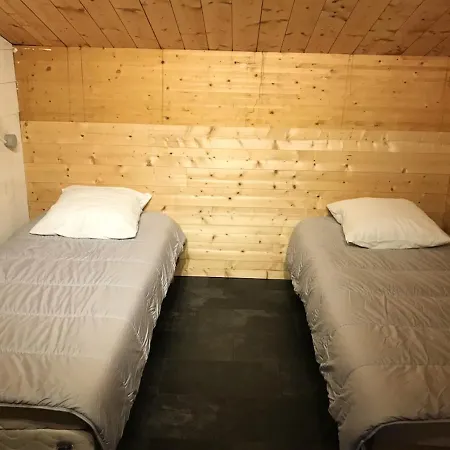 Maison De 7 Chambres Avec Piscine Privee Jardin Clos Et Wifi A Eulalie En Born Casa de Férias